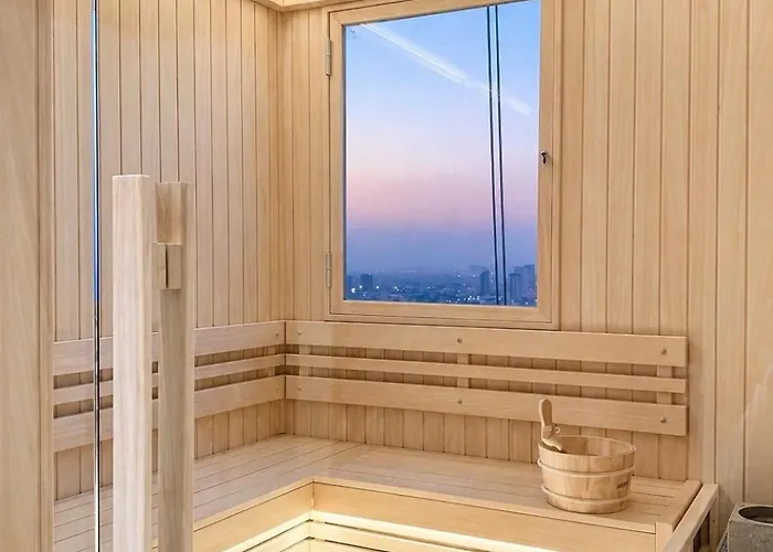 Luxury Riverside With Riverside Pool * 방콕