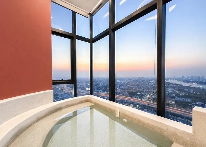 Luxury Riverside With Riverside Pool * 방콕